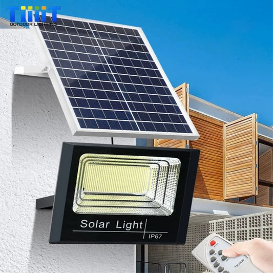 Solarni LED Reflektor sa Kablom i Daljinskim – Vodootporno Spoljno Osvetljenje za Dvorište i Vikendice